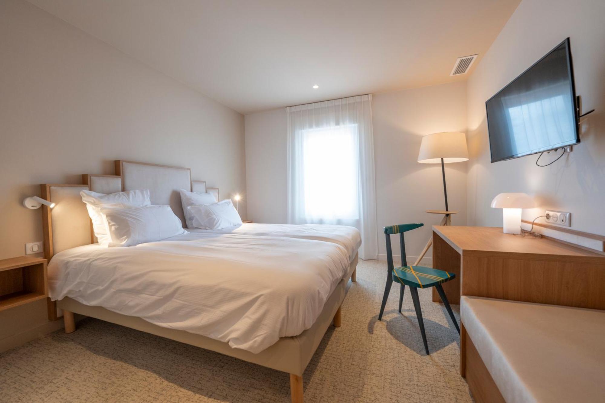 Hotel Les Pins サン・トロジャン・レ・バン エクステリア 写真