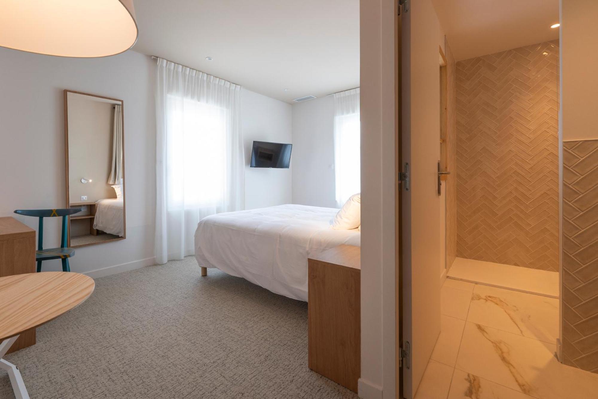 Hotel Les Pins サン・トロジャン・レ・バン エクステリア 写真