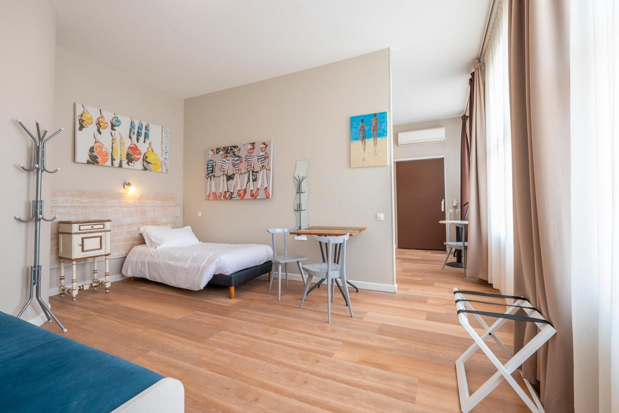 Hotel Les Pins サン・トロジャン・レ・バン エクステリア 写真