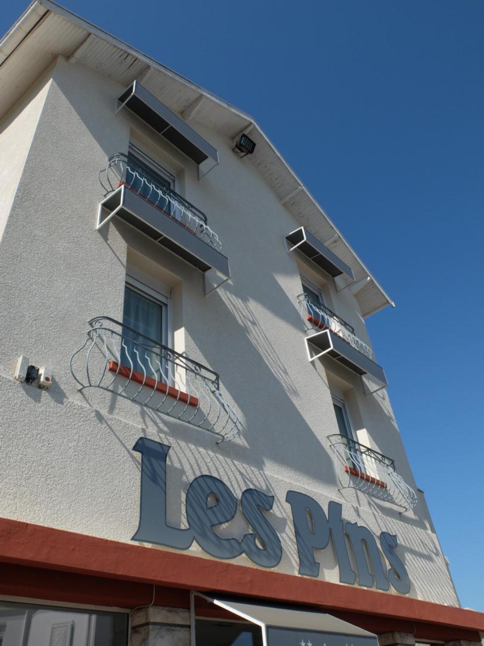 Hotel Les Pins サン・トロジャン・レ・バン エクステリア 写真
